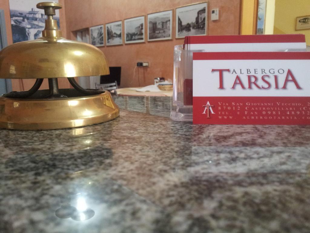 Albergo Tarsia Castrovillari Kültér fotó