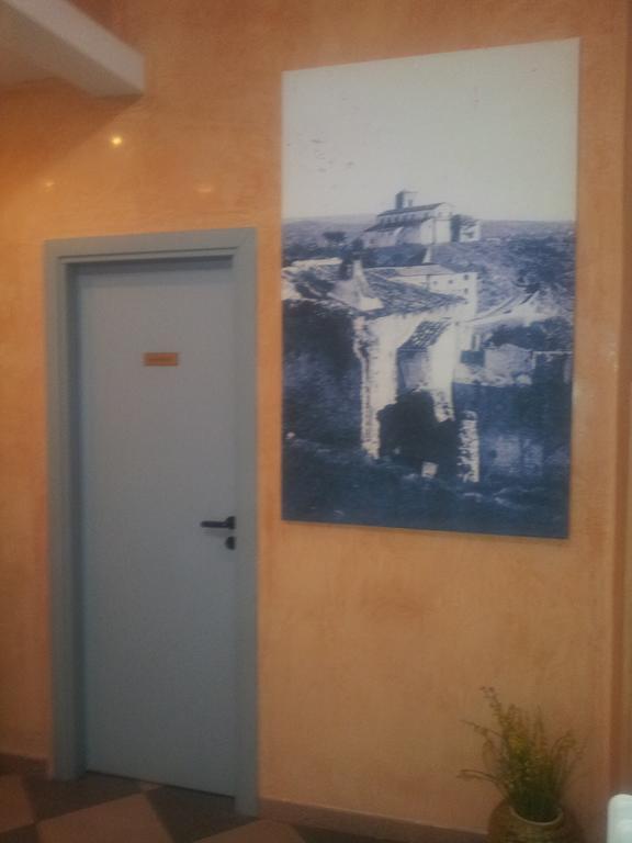 Albergo Tarsia Castrovillari Kültér fotó