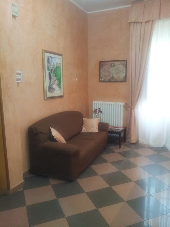 Albergo Tarsia Castrovillari Kültér fotó
